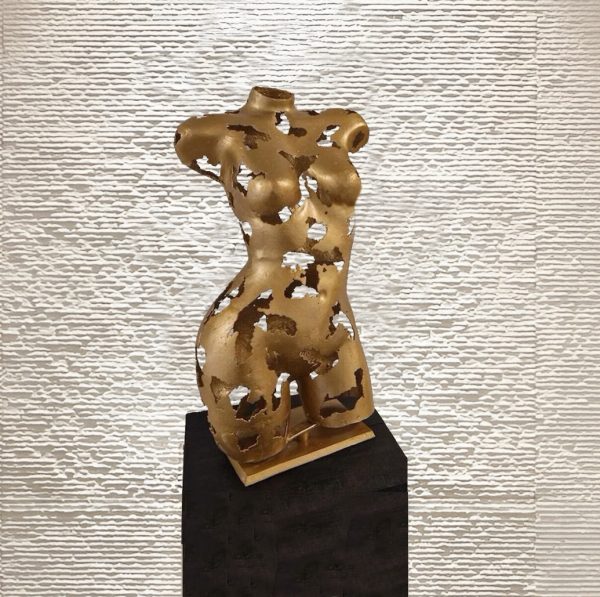 Golden Handmade Metal torso Decor: Stunning Metallic Female bust