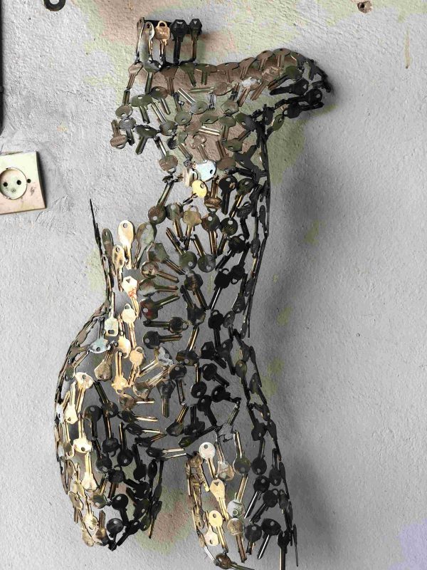 Welded Metal bust Statue - Metal Torso Sculpture - Handmade Steel Art