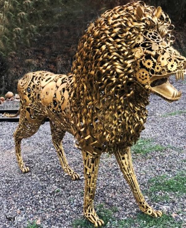 Rustic Recycled Metal lion Sculpture statue - Handmade Steel Art