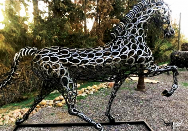 Recycled Metal horse Sculpture statue - Handmade Steel Art