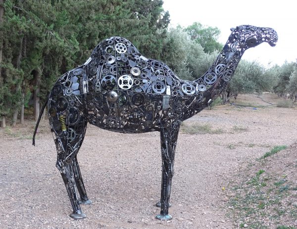 desert scrap camel statue- Handmade Steel Art