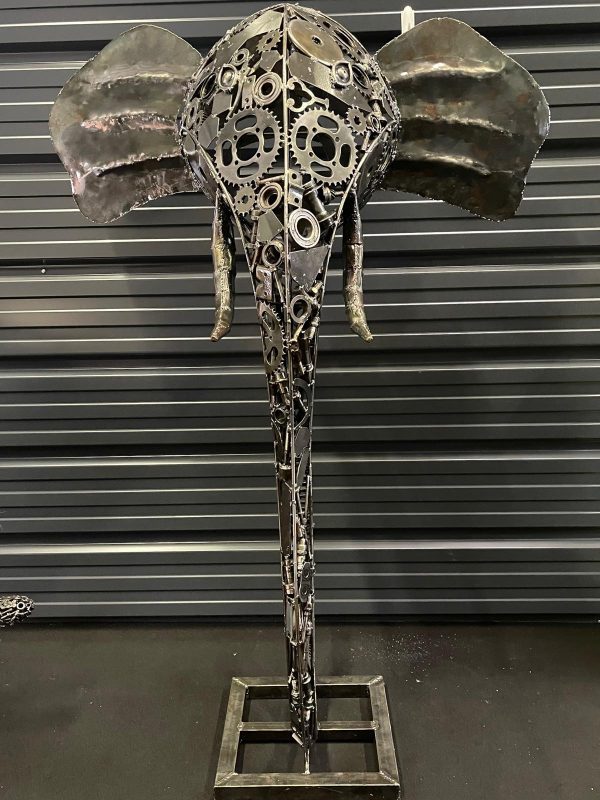 Elephant Head Sculpture – animal metal statues