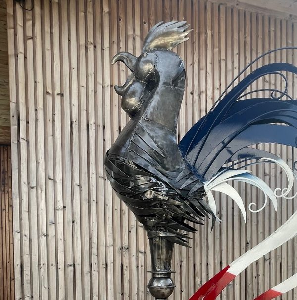 rooster metal statue -Eco-Friendly Scrap Metal Sculptures