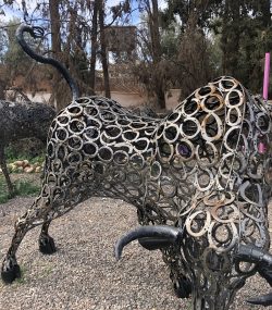 Horseshoes LAMBORGHINI Bull Statue