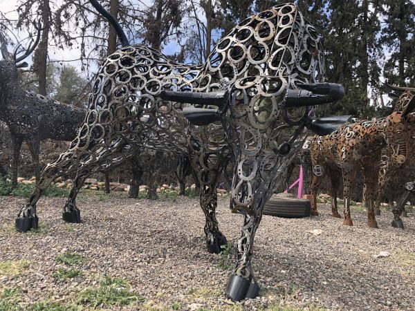 Horseshoes LAMBORGHINI Bull Statue