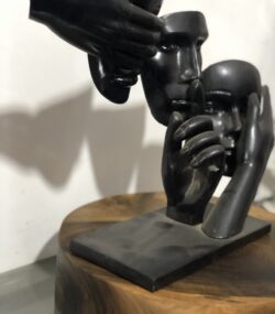 Face with Finger to Lips Statue | Silent Reflection - Image 4