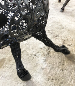 BLACK RECYCLED LAMBORGHINI BULL STATUE - Image 6